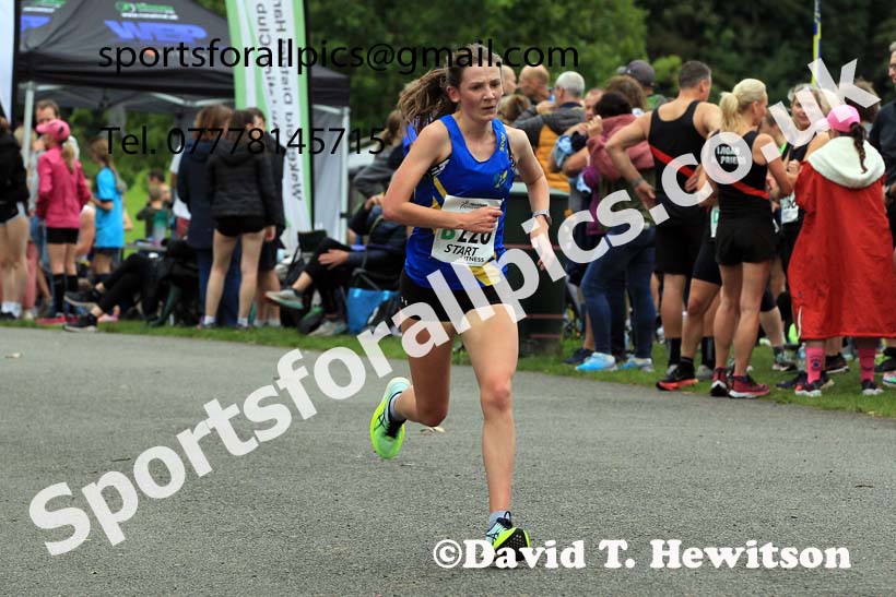 Senior womens Northern 4 Stage Relay, 2023 Northern 6 and 4 Stage Relays and Youngsters, Birkenhead Park, Wirral.  Photo: David T. Hewitson/Sports for All Pics